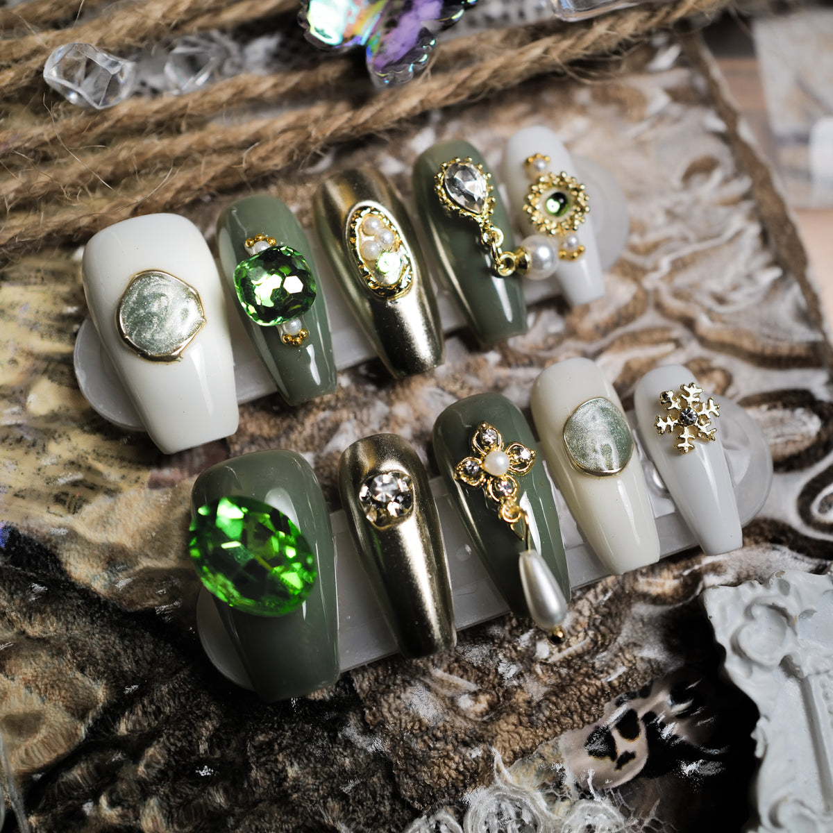 Emerald High-Quality PressOn Nails