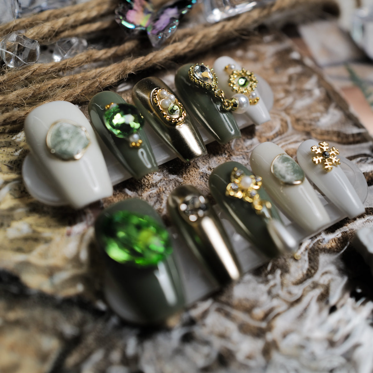 Emerald High-Quality PressOn Nails